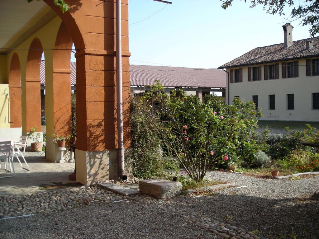 Agriturismo Cascina Roma オッツェロ エクステリア 写真