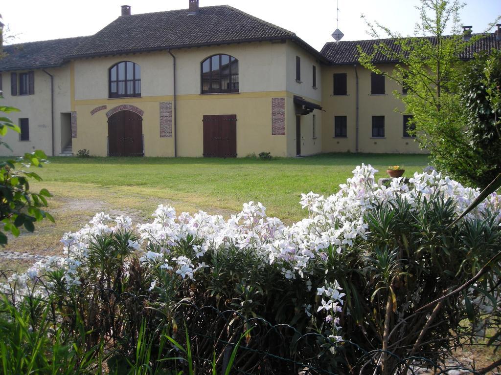 Agriturismo Cascina Roma オッツェロ エクステリア 写真