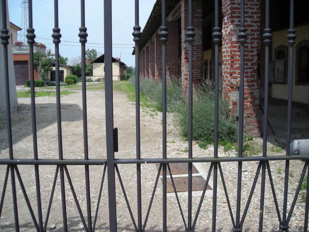 Agriturismo Cascina Roma オッツェロ エクステリア 写真