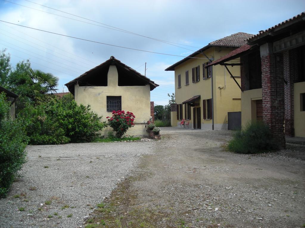 Agriturismo Cascina Roma オッツェロ エクステリア 写真
